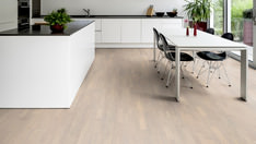 Roble Jackson Square