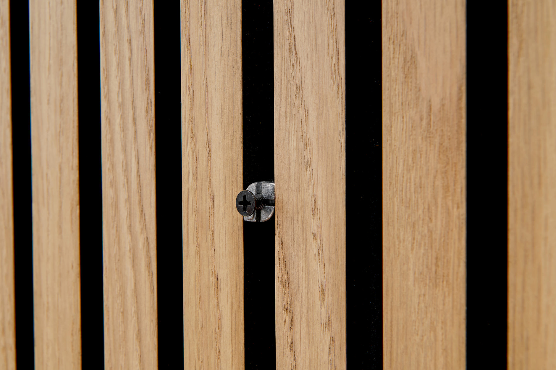 Hendrik - PEB fixing point and screws