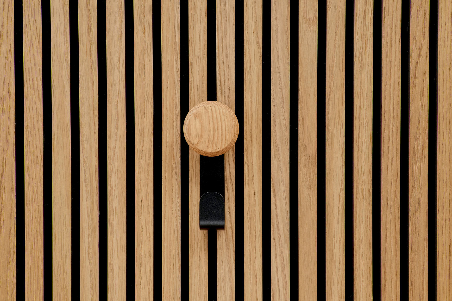 Jesper - Hook short with wooden knob