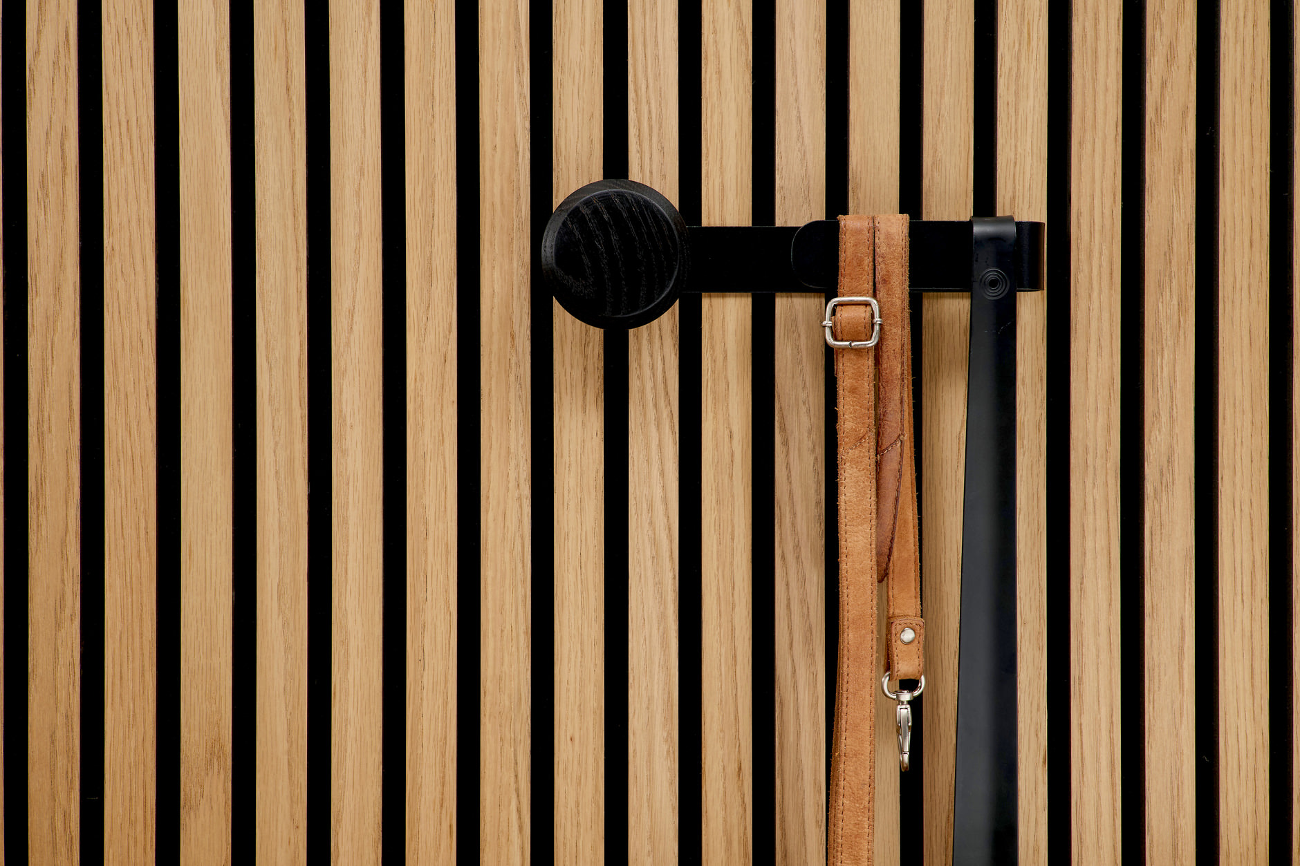 Haakon - Hook long with wooden knob
