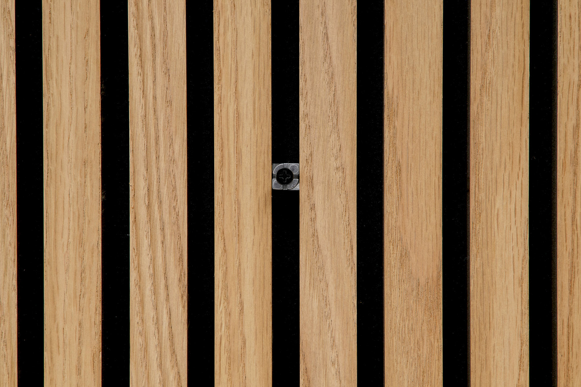 Hendrik - PEB fixing point and screws
