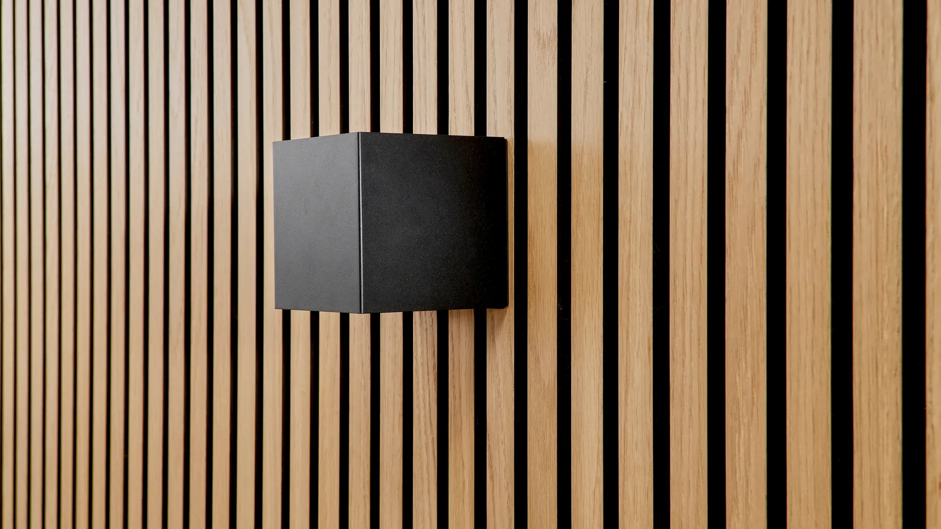 Eirik Cube - Wandleuchte