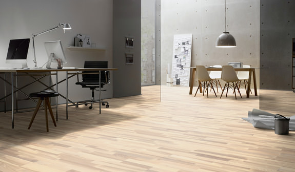 Ash grey white Ash grey white