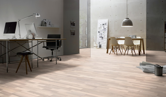 Ash white violet Ash white violet